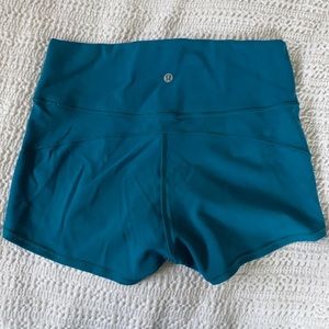 Lululemon sorts